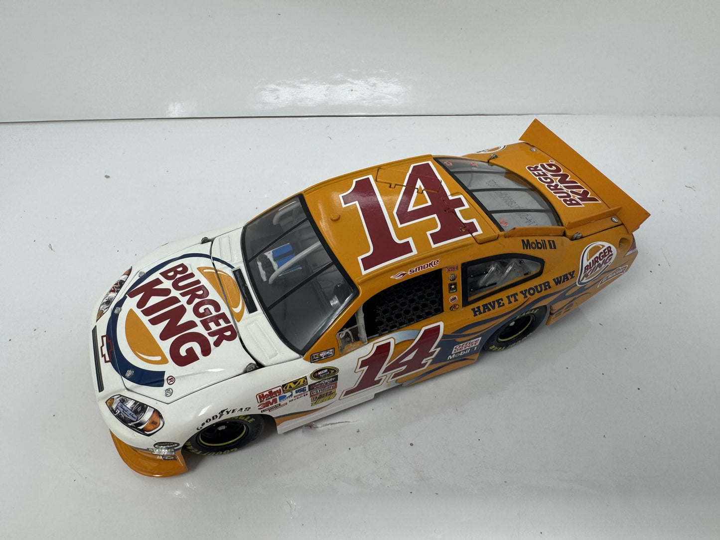 Lionel NASCAR Tony Stewart #14 Burger King 2011 Chevrolet Impala 1:24 Diecast