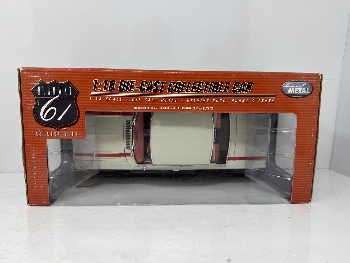Highway 61 1967 Plymouth GTX 1:18 Diecast