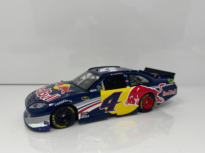 Lionel NASCAR Kasey Kahne #4 Red Bull 2011 Toyota Camry 1:24 Diecast