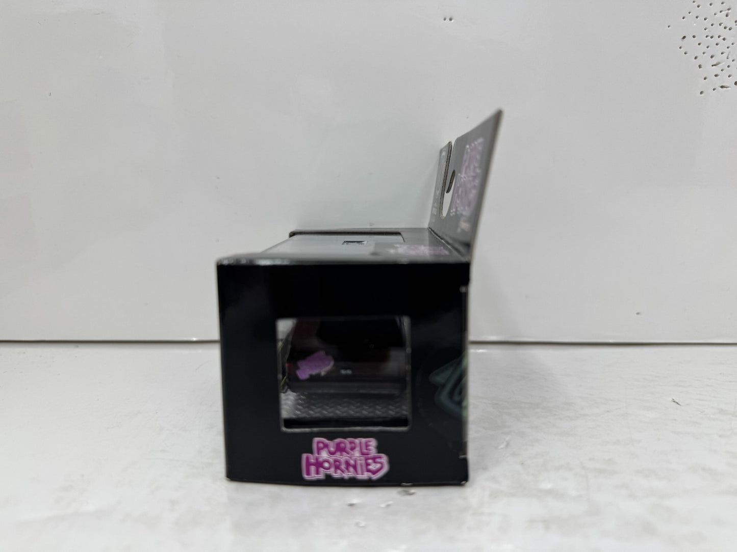 M2 Machines Purple Hornies 1973 Chevrolet Cheyenne Super 10 Custom 1:64 Diecast