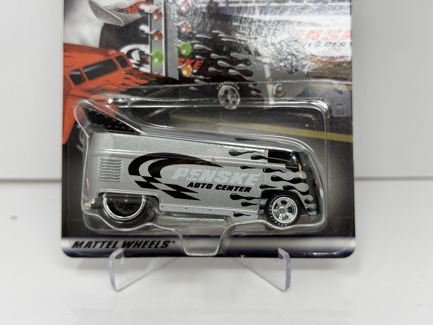Hot Wheels Penske Auto Center VW Volkswagen Drag Bus 1:64 Diecast