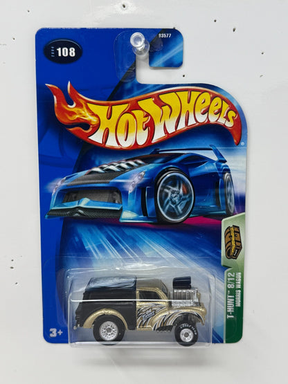 Hot Wheels Treasure Hunt Morris Wagon Real Riders 1:64 Diecast