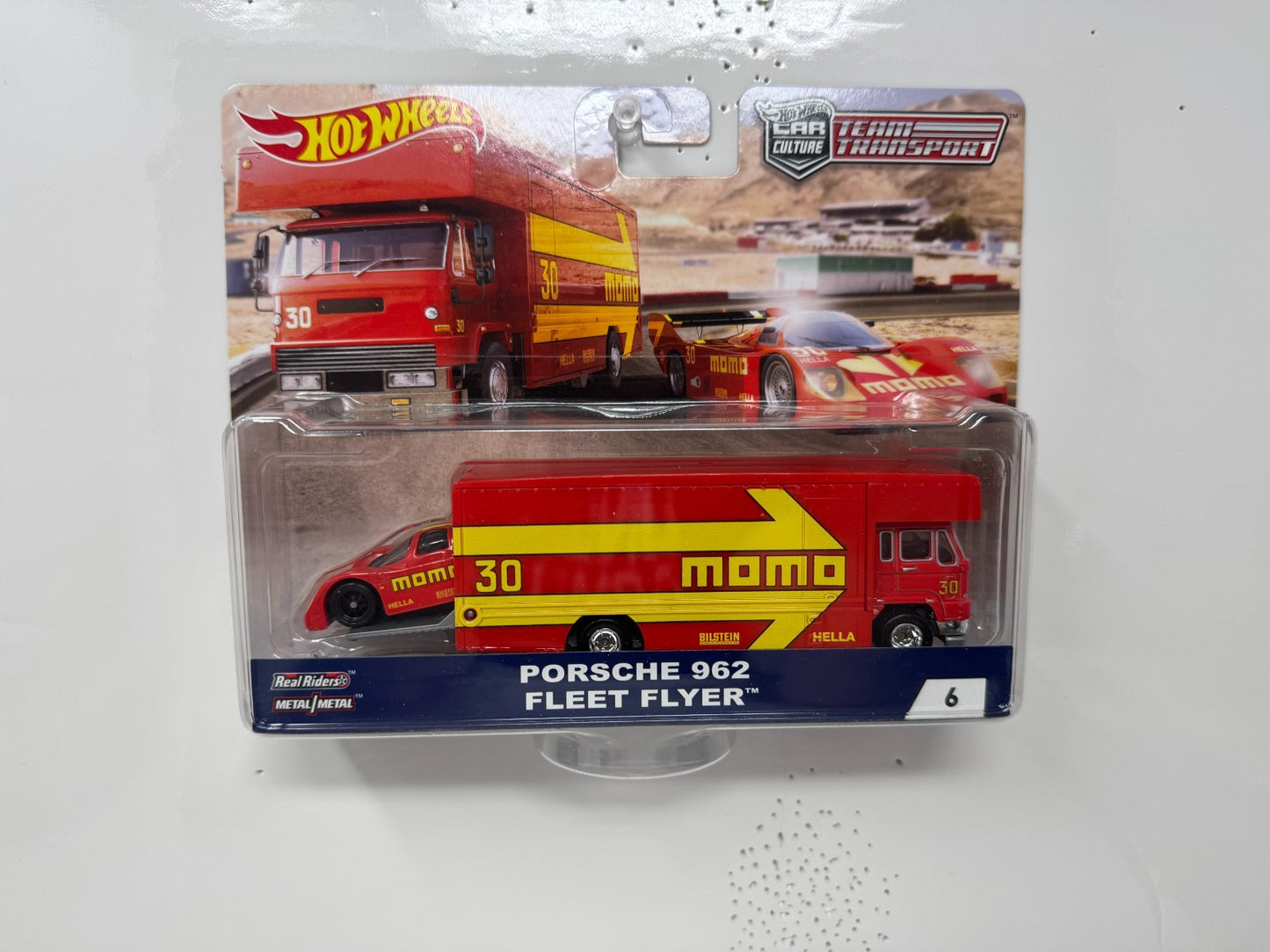 Hot Wheels Premium Team Transport #6 Porsche 962 & Fleet Flyer 1:64 Diecast