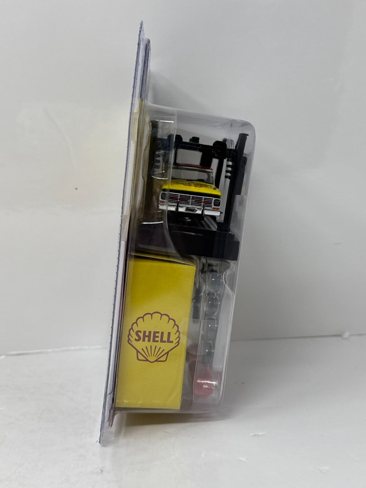 M2 Machines Model Kit Shell 1969 Ford F-100 Ranger Truck 1:64 Diecast