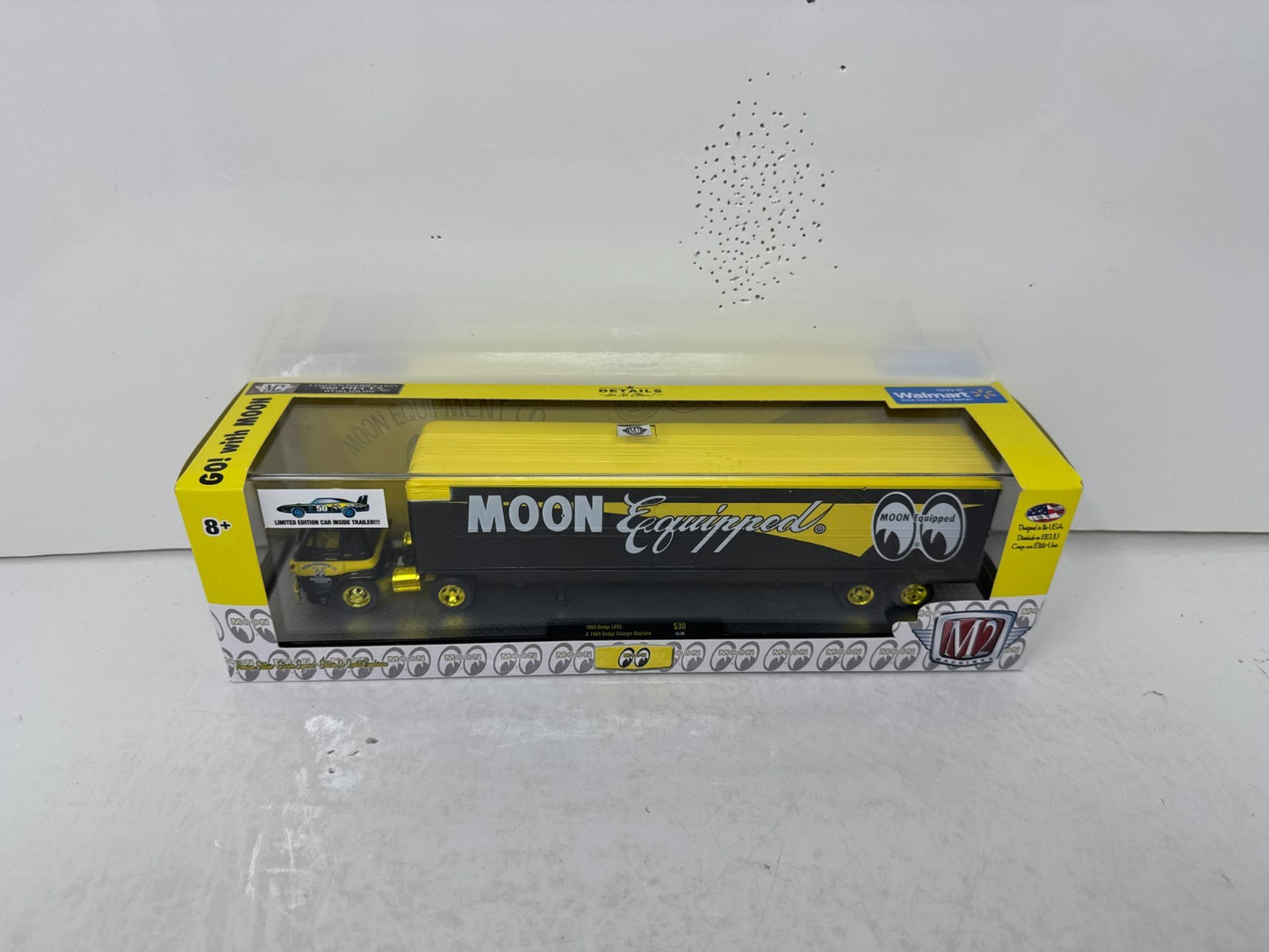 M2 Machines Dodge L600 & 1969 Dodge Charger Daytona Mooneyes CHASE 1:64 Diecast