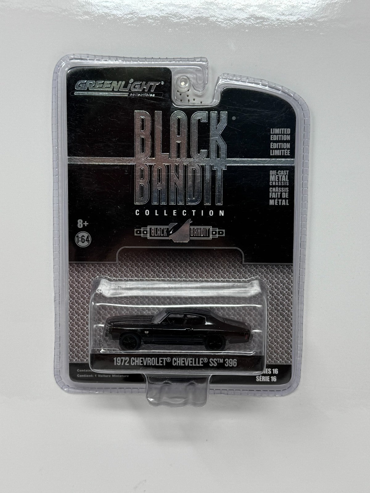 Greenlight Black Bandit Collection 1972 Chevrolet Chevelle SS 396 1:64 Diecast