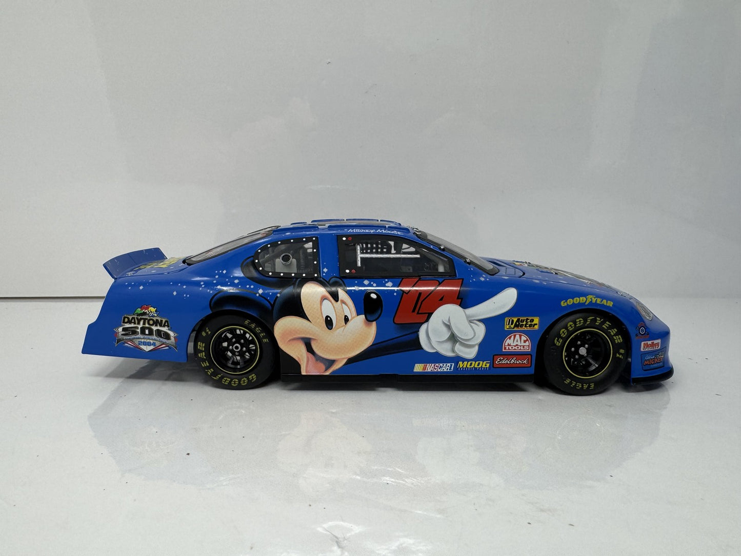 Team Caliber Nascar 2004 Daytona 500 Mickey Mouse Monte Carlo 1:24 Diecast