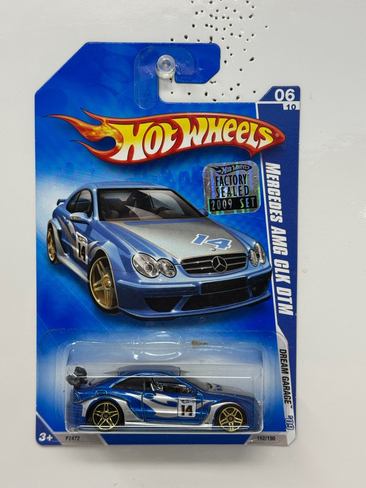 Hot Wheels Dream Garage 2009 Mercedes AMG CLK DTM 1:64 Diecast Factory Sealed
