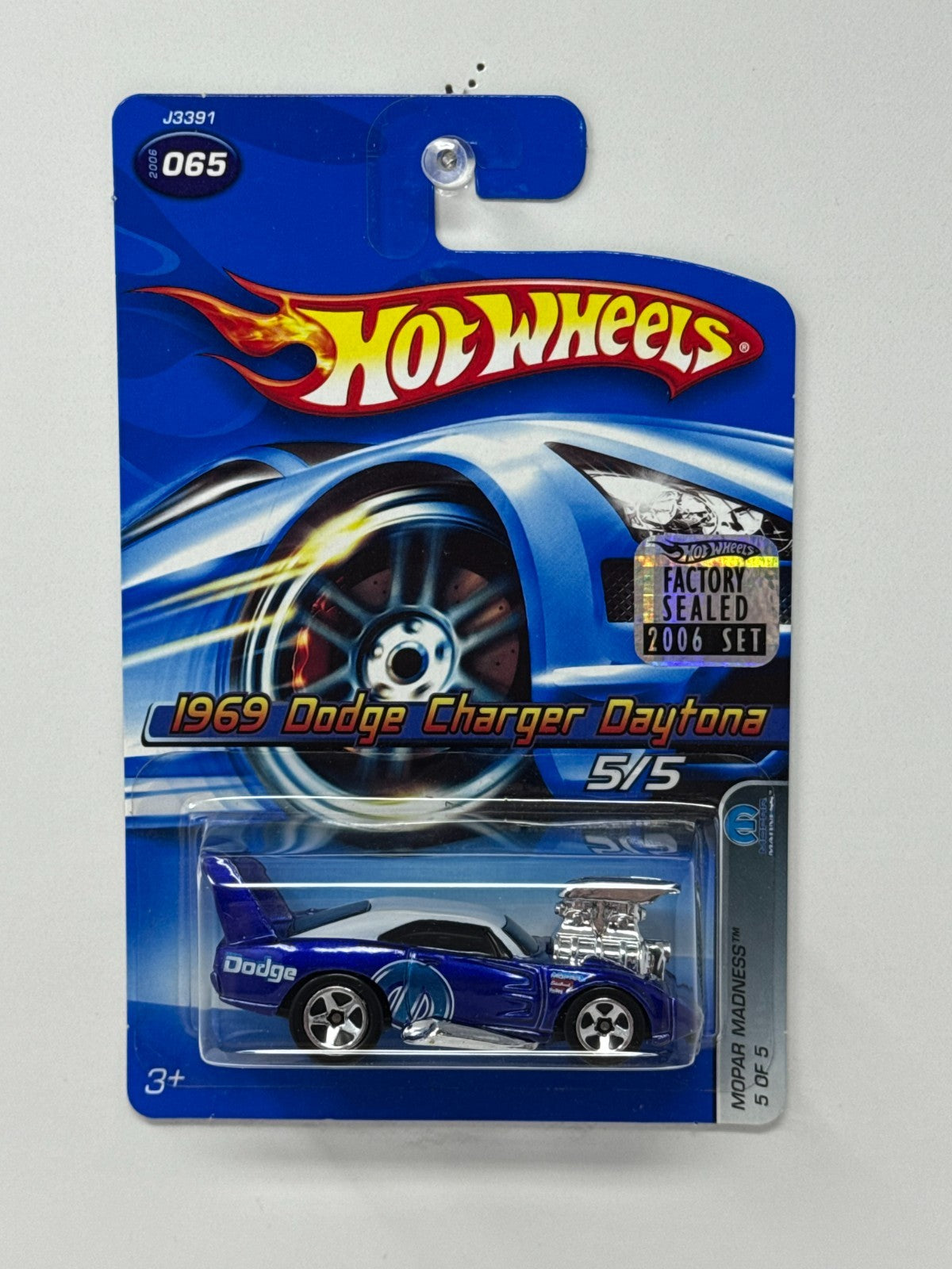Hot Wheels Mopar Madness 1969 Dodge Charger Daytona 1:64 Diecast Factory Sealed