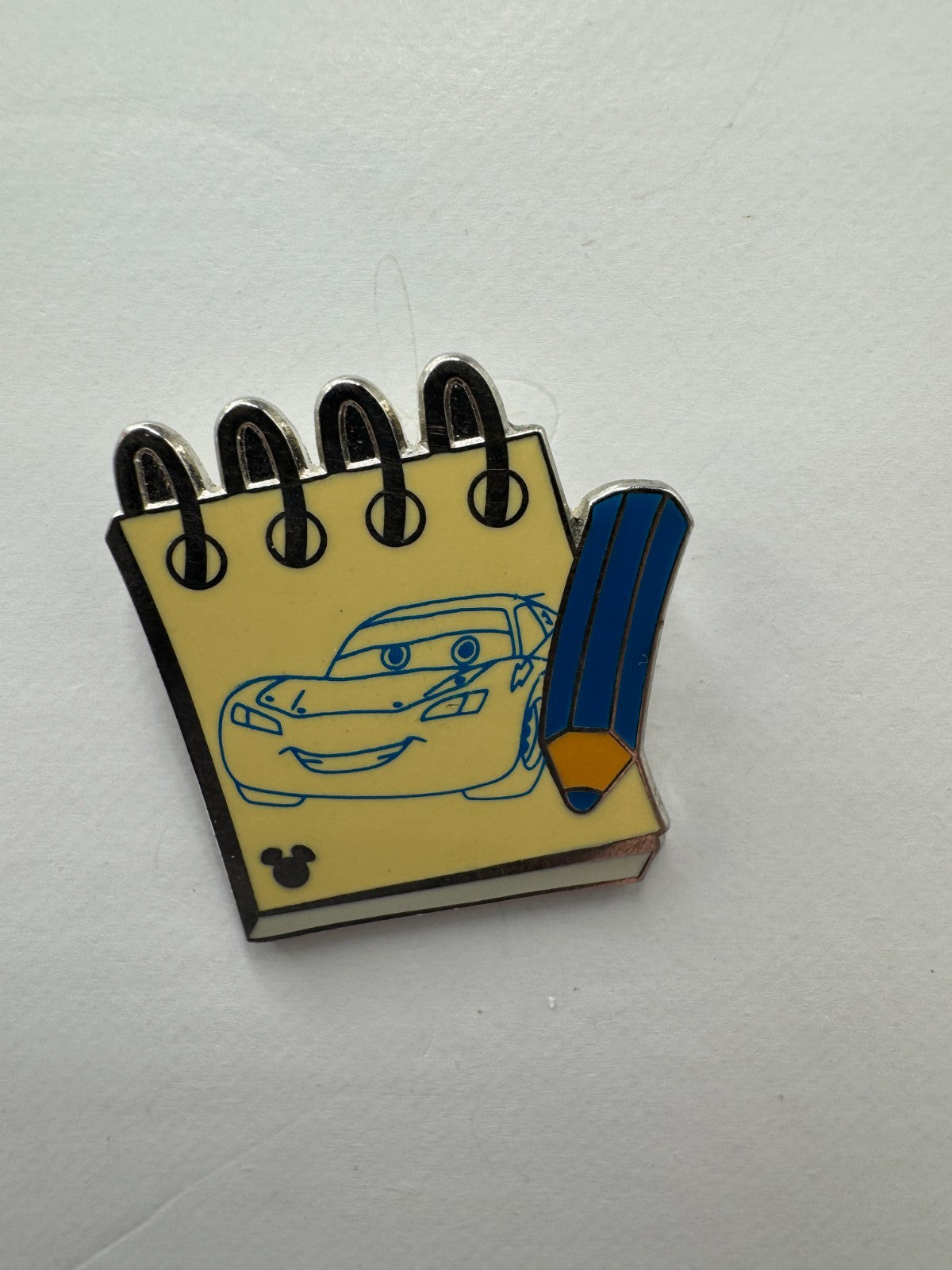 WDW Disney Lightning McQueen Sketch Pads Hidden Mickey Trading Pin DC1S19