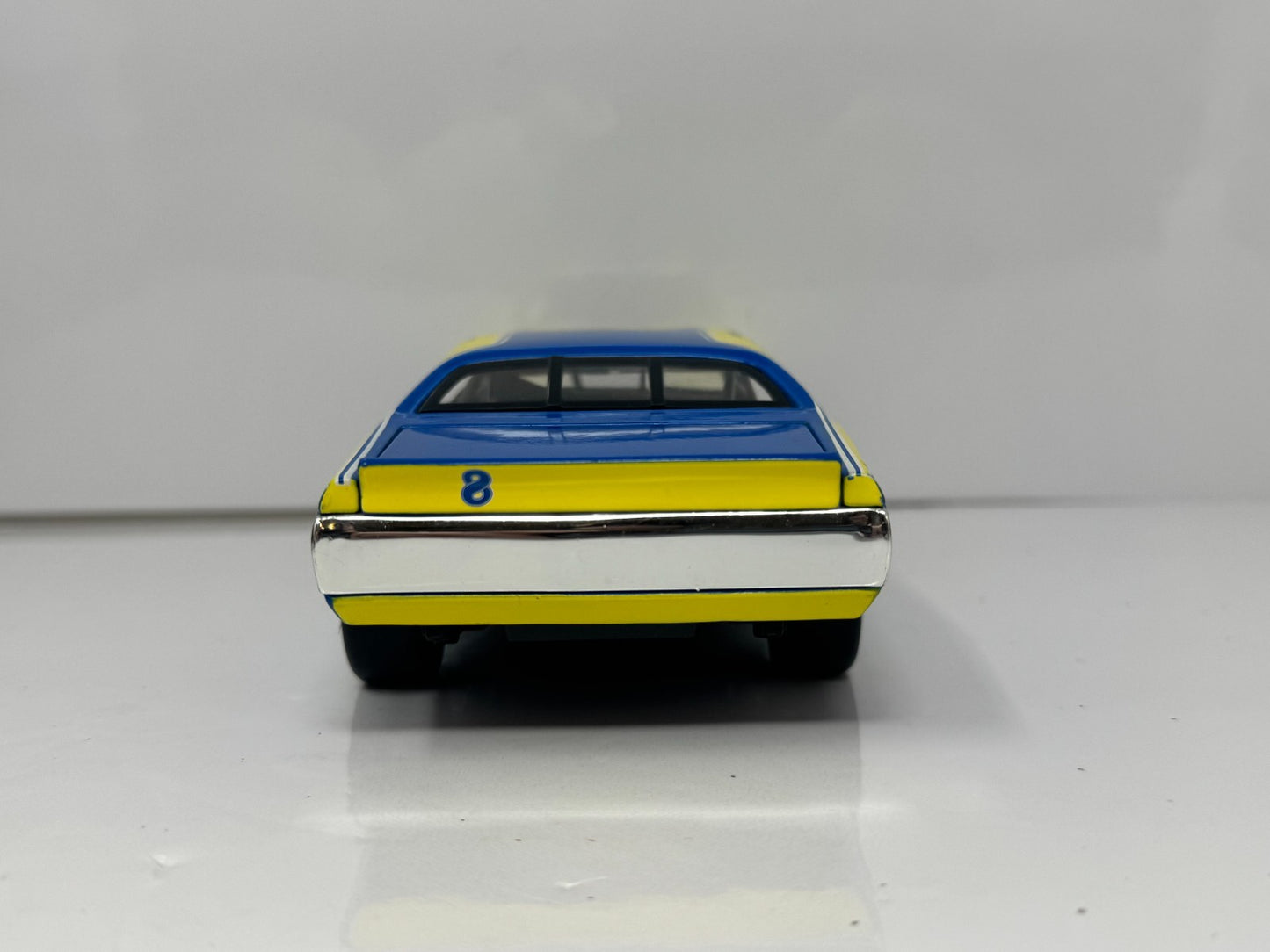 Action Nascar Dale Earnhardt #8 RPM 1975 Dodge 1:24 Diecast