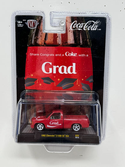 M2 Machines Coca-Cola Grad 1992 Chevrolet C1500 SS 454 1:64 Diecast
