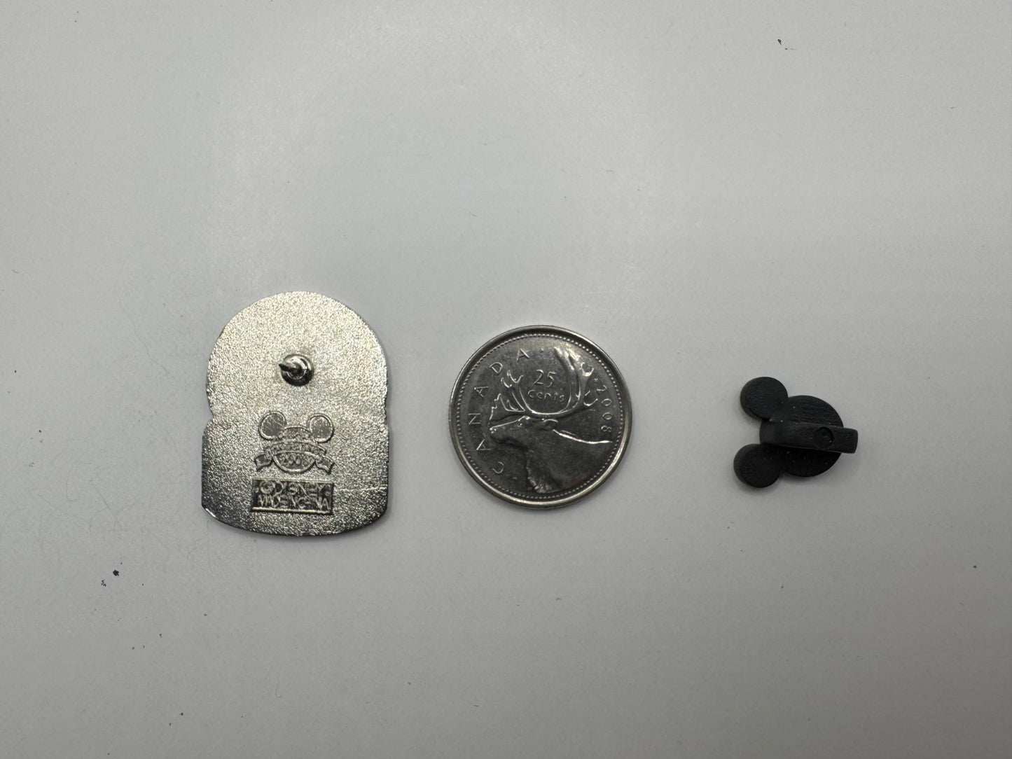 DLR Disney Hats Jiminy Cricket Cast Lanyard Hidden Mickey Trading Pin DC1S3