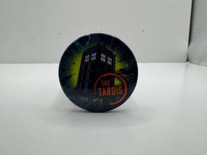 Doctor Who The Tardis Pin-back Button UDT1