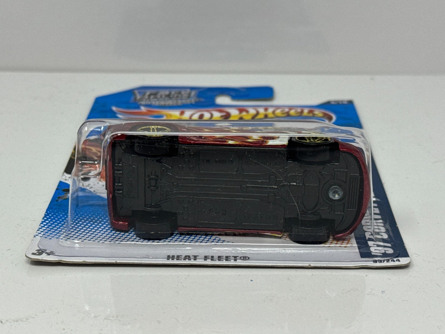 Hot Wheels Heat Fleet 1997 Chevy Corvette 1:64 Diecast Factory Sealed