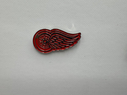 Detroit Red Wings NHL Hockey Team Logo Lapel Pin UDT1