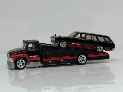 Hot Wheels Premium Team Transport 1969 Nissan Skyline Van & Hauler 1:64 Diecast