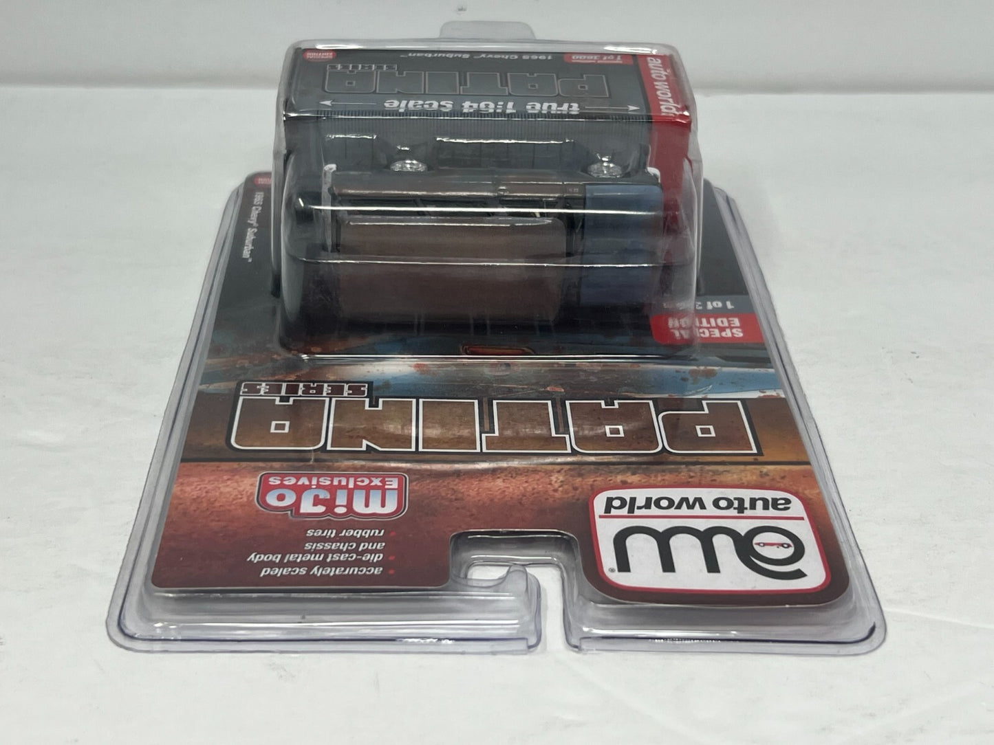 Auto World Patina 1965 Chevy Suburban 1:64 Diecast