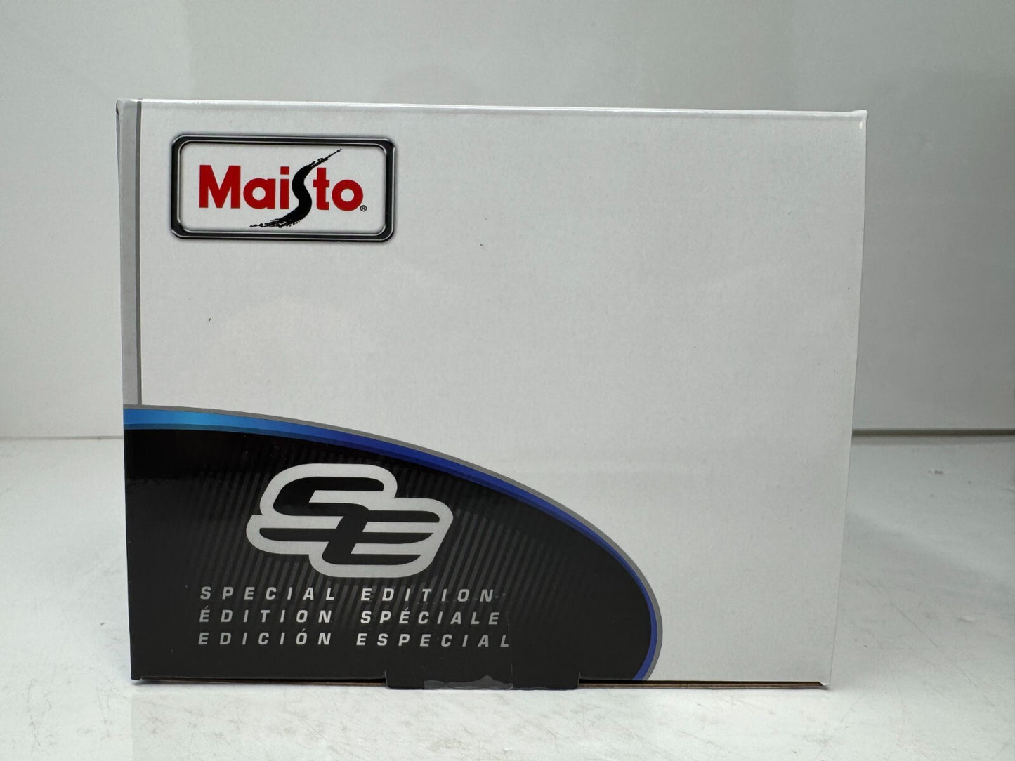 Maisto Ferrari SF90 Stradale Assetto Fiorano Special Edition 1:18 Diecast