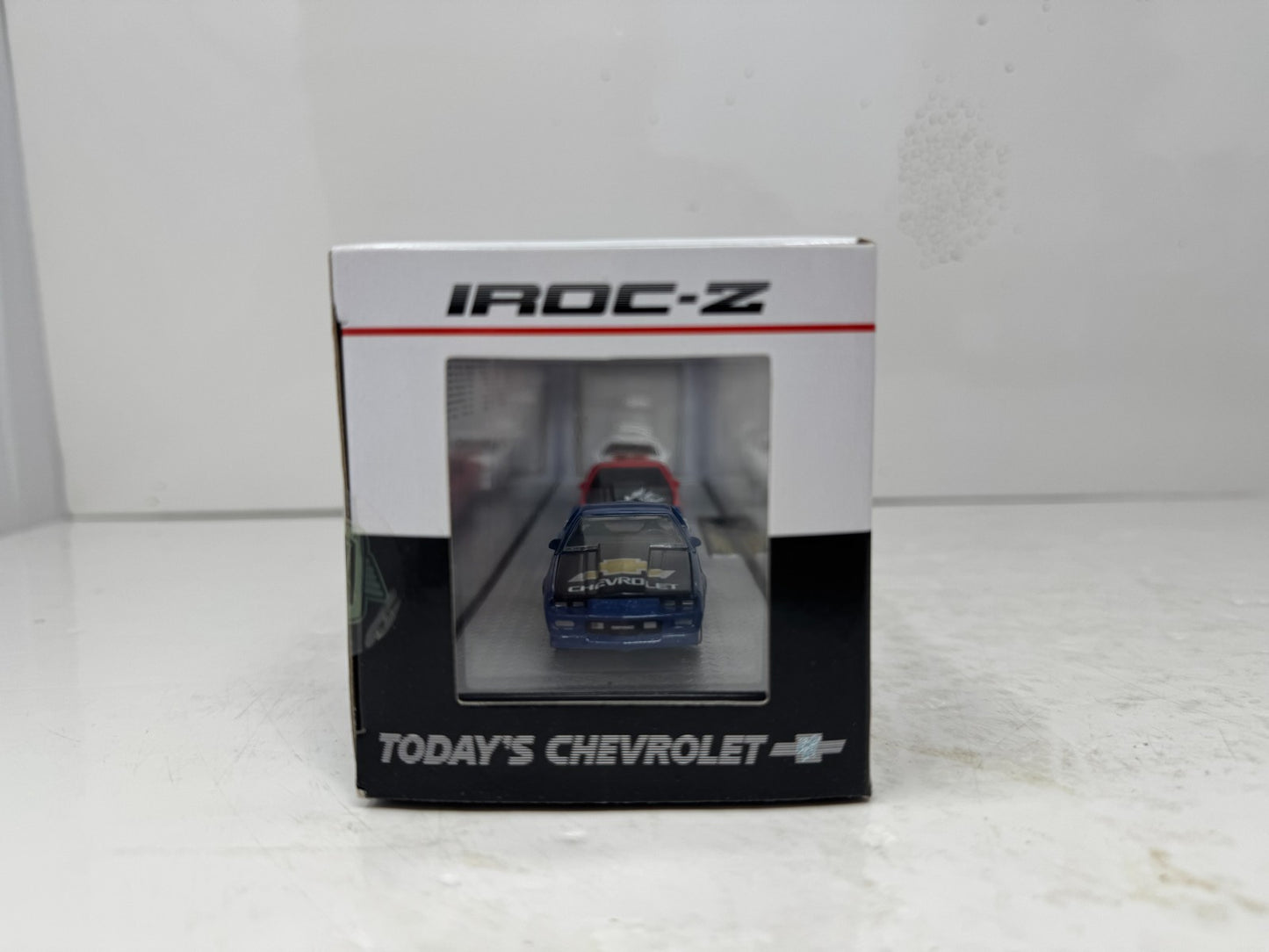 M2 Machines Today's Chevrolet 1985 Chevy Camaro IROC-Z 3 Car Set 1:64 Diecast