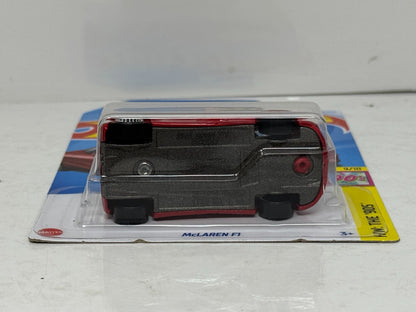 Hot Wheels The '90s McLaren F1 1:64 Diecast Red