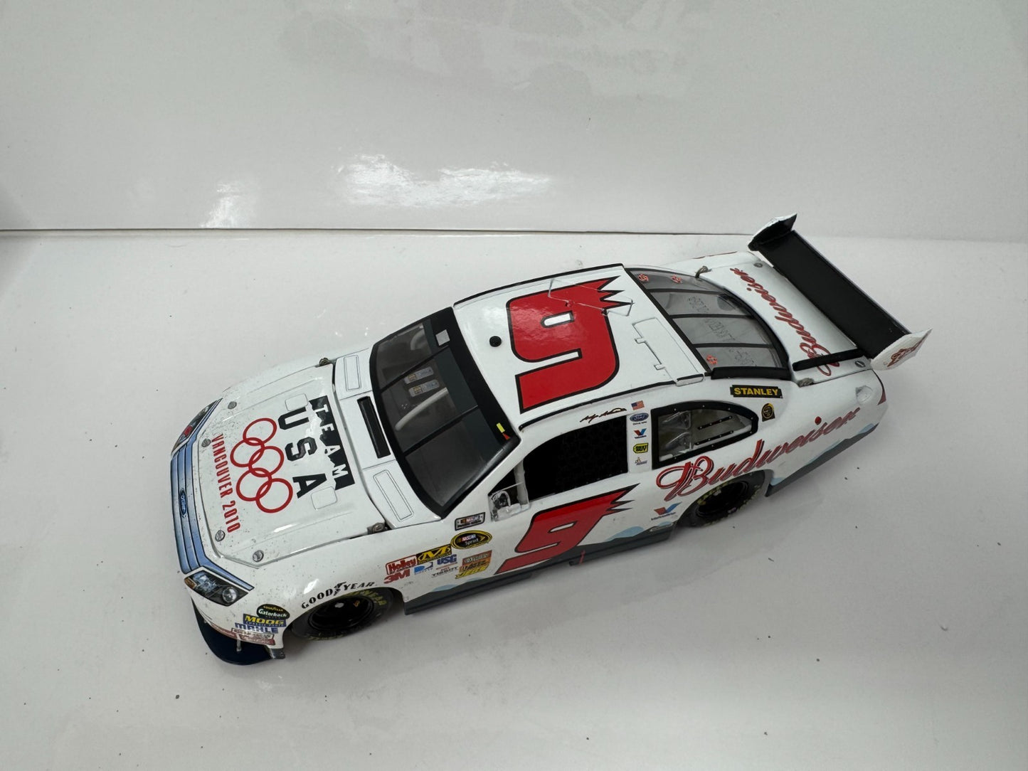 Action NASCAR #9 Kasey Kahne Bud Olympic Gatorade Duel Win 2010 1:24 Diecast