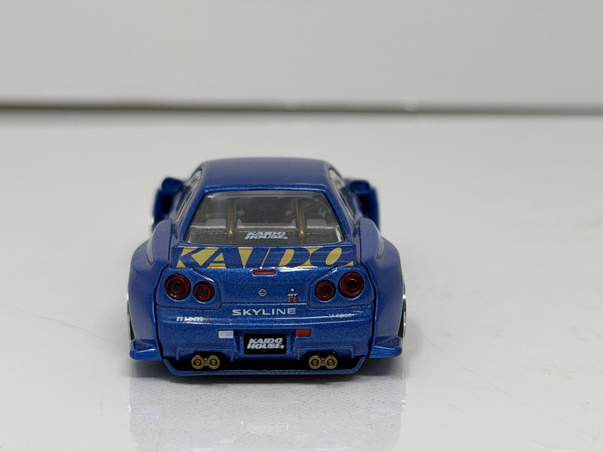 Kaido House Mini GT Nissan Skyline GT-R R34 Shinjuku V2 1:64 Diecast
