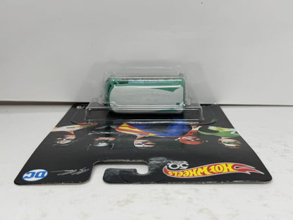 Hot Wheels DC Comics Volkswagen T1 Panel 1:64 Diecast Real Riders