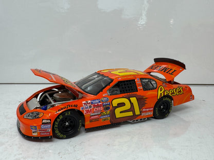 Action Nascar #21 Kevin Harvick Reese's RCR 35th Anniv. 2004 Chevy 1:24 Diecast