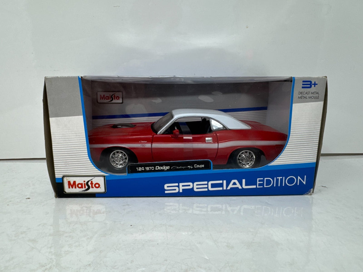 Maisto 1970 Dodge Challenger R/T Coupe Special Edition 1:24 Diecast