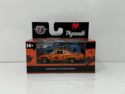 M2 Machines Plymouth 1969 Plymouth Road Runner CHASE 1:64 Diecast