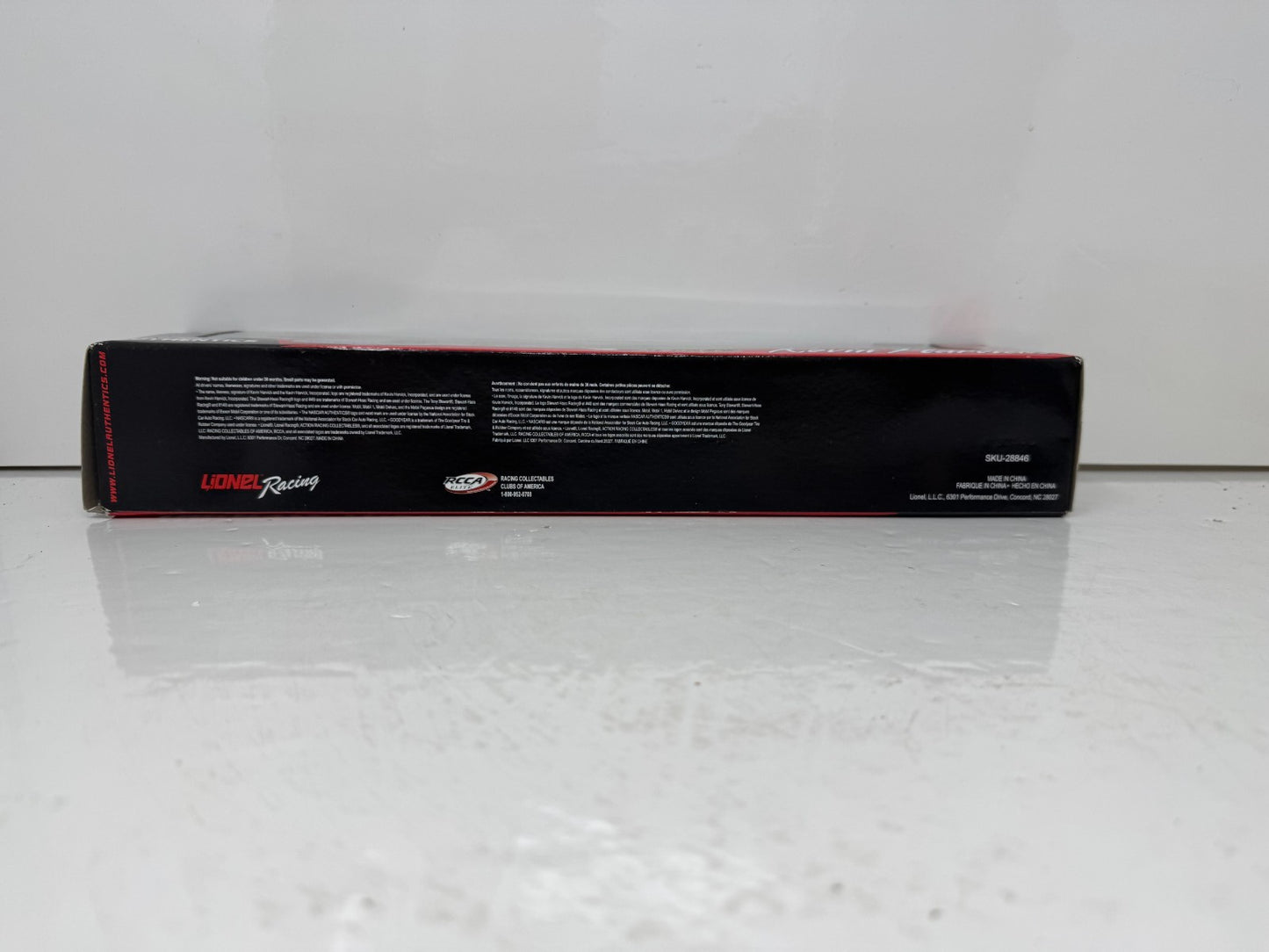 Lionel Nascar Hauler Kevin Harvick & Tony Stewart 4Ever A Champion 164 Diecast
