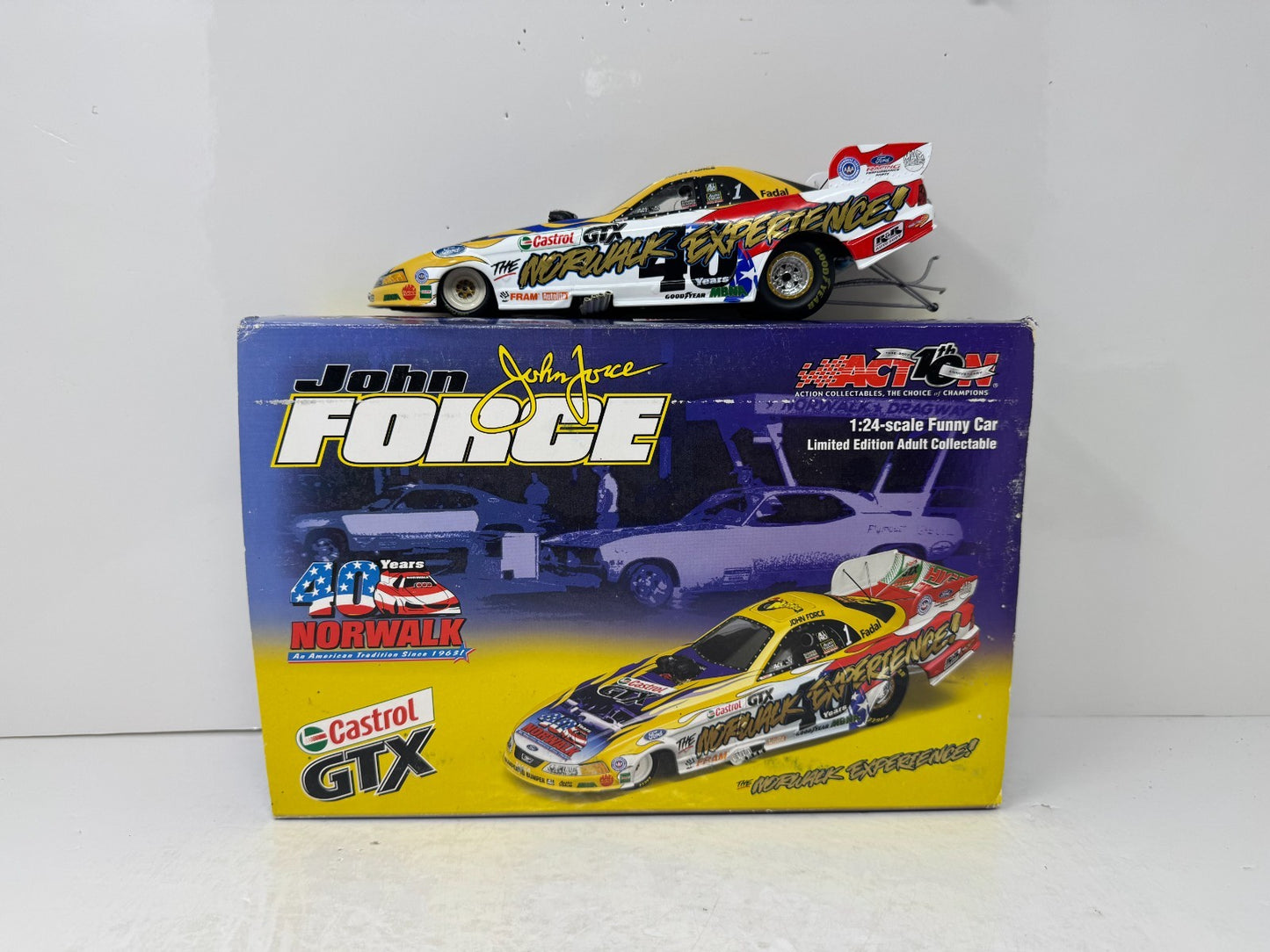 Action NHRA John Force 40th Anniv. Norwalk Raceway Park Castrol GTX 1:24 Diecast