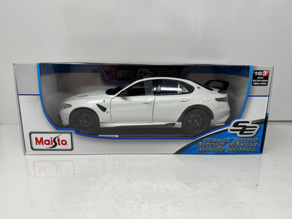 Maisto Alfa Romeo Giulia GTAm Special Edition 1:18 Diecast