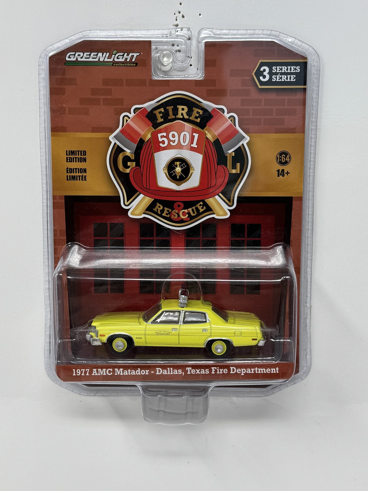 GreenLight Fire & Rescue Dallas Fire Dept 1977 AMC Matador 1:64 Diecast