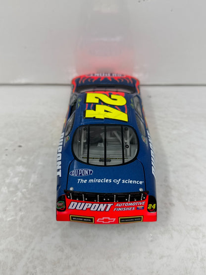Action Nascar #24 Jeff Gordon DuPont NEXTEL Inaugural Season 2004 1:24 Diecast