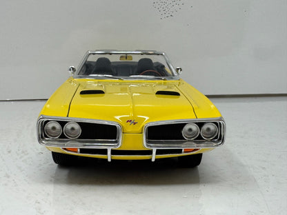 Yat Ming Road Signature 1970 Dodge Coronet R/T 1:18 Diecast Limited Edition