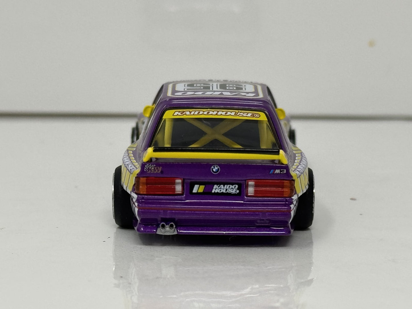 Kaido House BMW E30 M3 Kaido KW V1 1:64 Diecast Purple