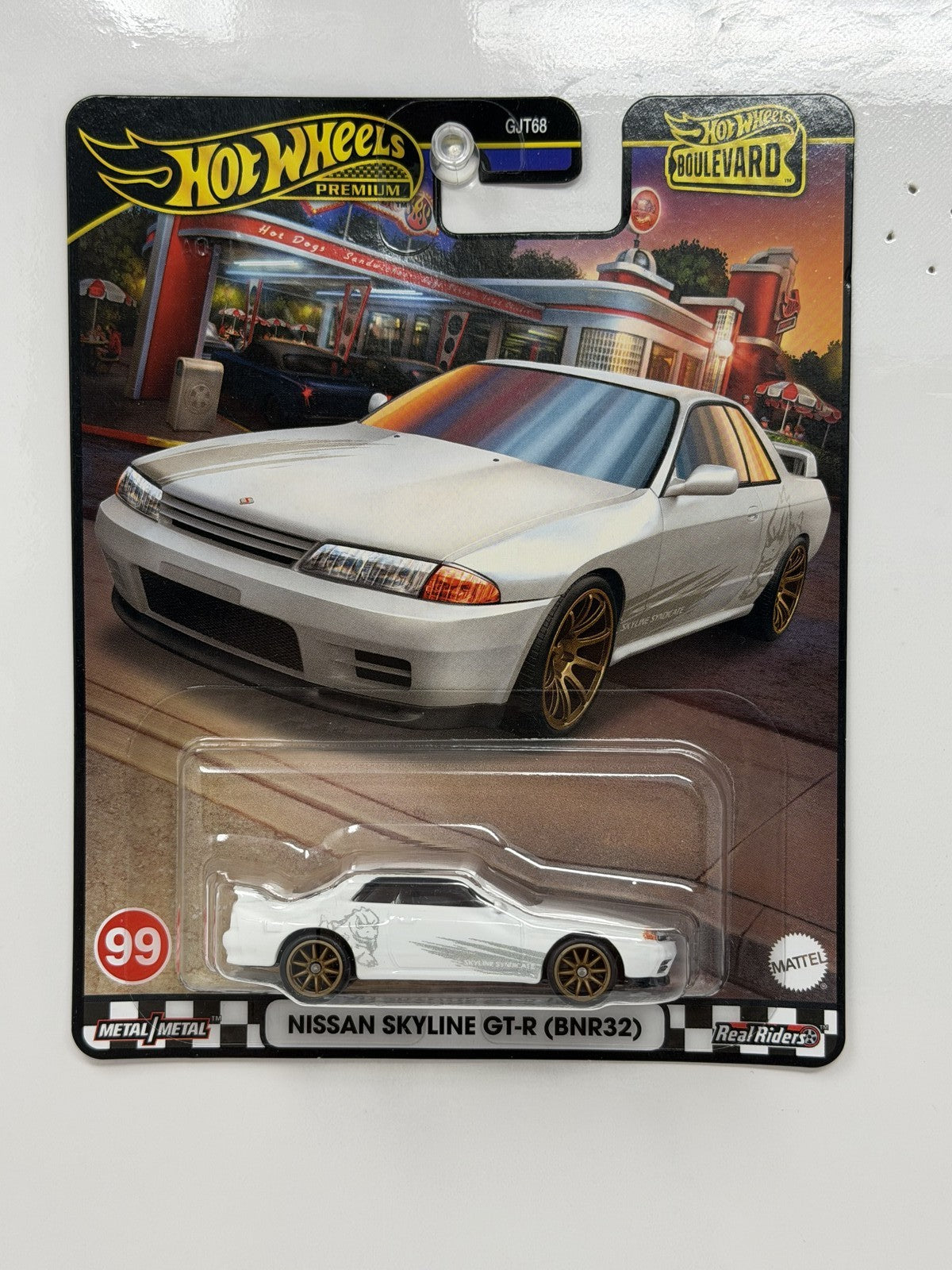 Hot Wheels Premium Boulevard #99 Nissan Skyline GT-R BNR32 1:64 Diecast