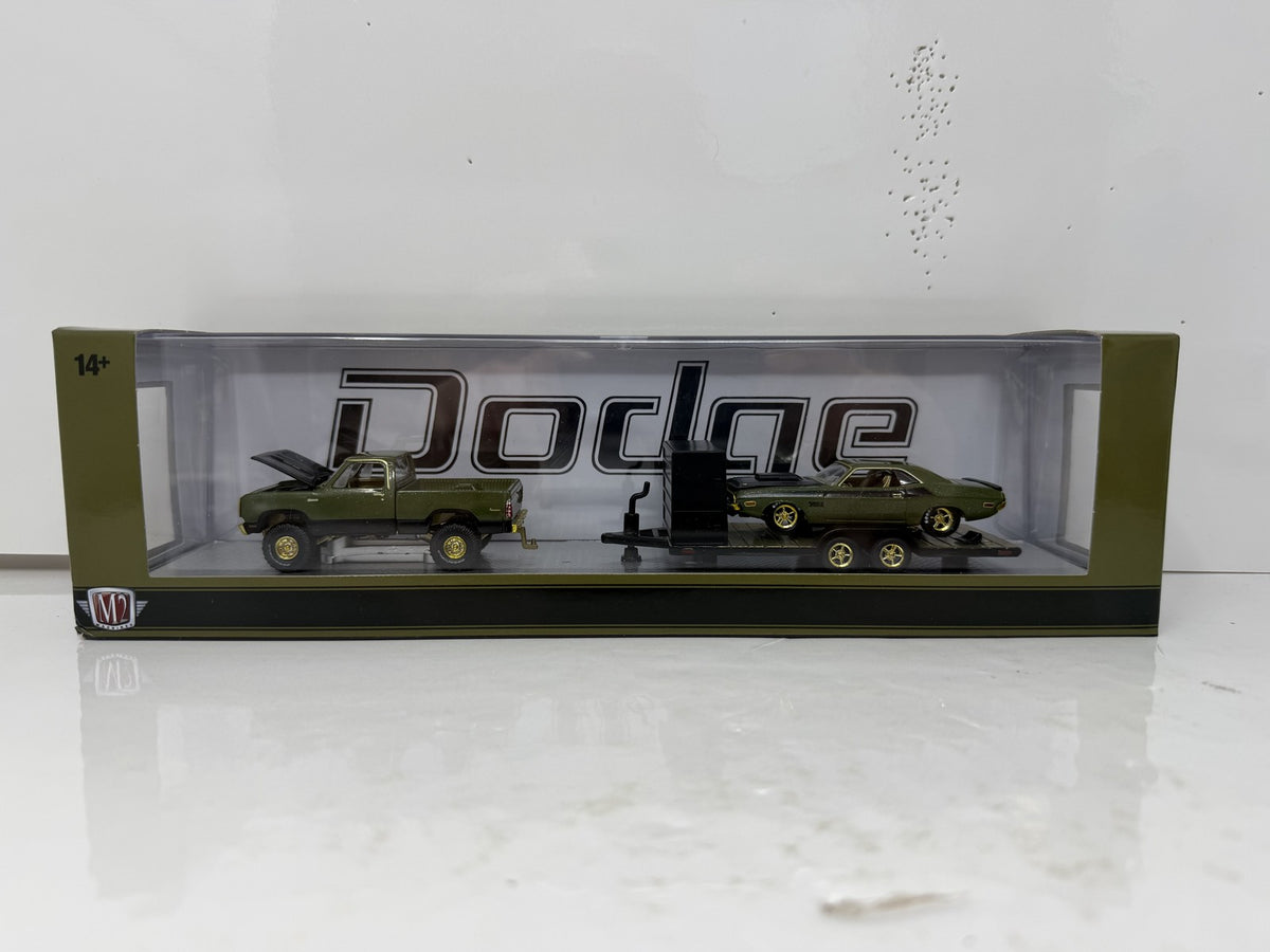 M2 Machines 1974 Dodge W200 Power Wagon & 1970 Challenger T/A CHASE 1:64 Diecast