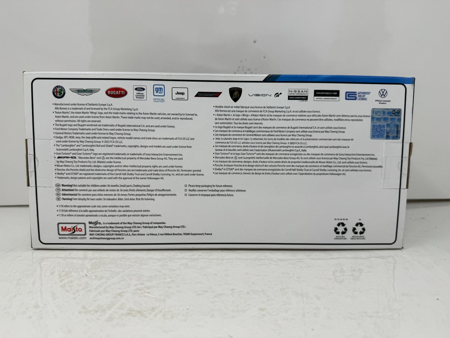 Maisto 1965 Pontiac GTO Hurst Edition 1:18 Diecast Model Car Orange