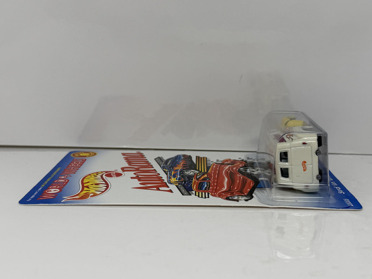 Hot Wheels World of Wheels AutoRama 1956 Ford Truck 1:64 Diecast