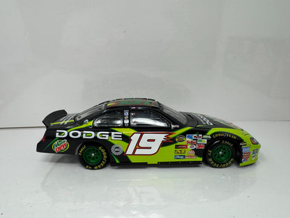 Action NASCAR Jeremy Mayfield #19 Mountain Dew 2004 Dodge Intrepid 1:24 Diecast