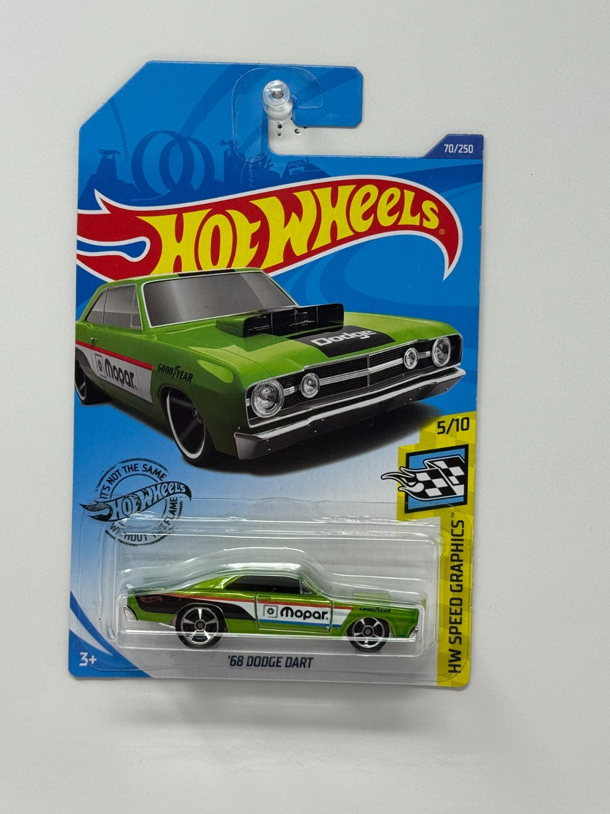 Hot Wheels Speed Graphics 1968 Dodge Dart 1:64 Diecast Green