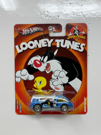 Hot Wheels Looney Tunes Real Riders 1:64 Diecast Lot of 8