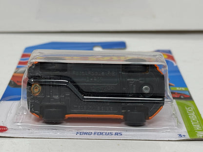 Hot Wheels Hatchbacks Ford Focus RS 1:64 Diecast Orange