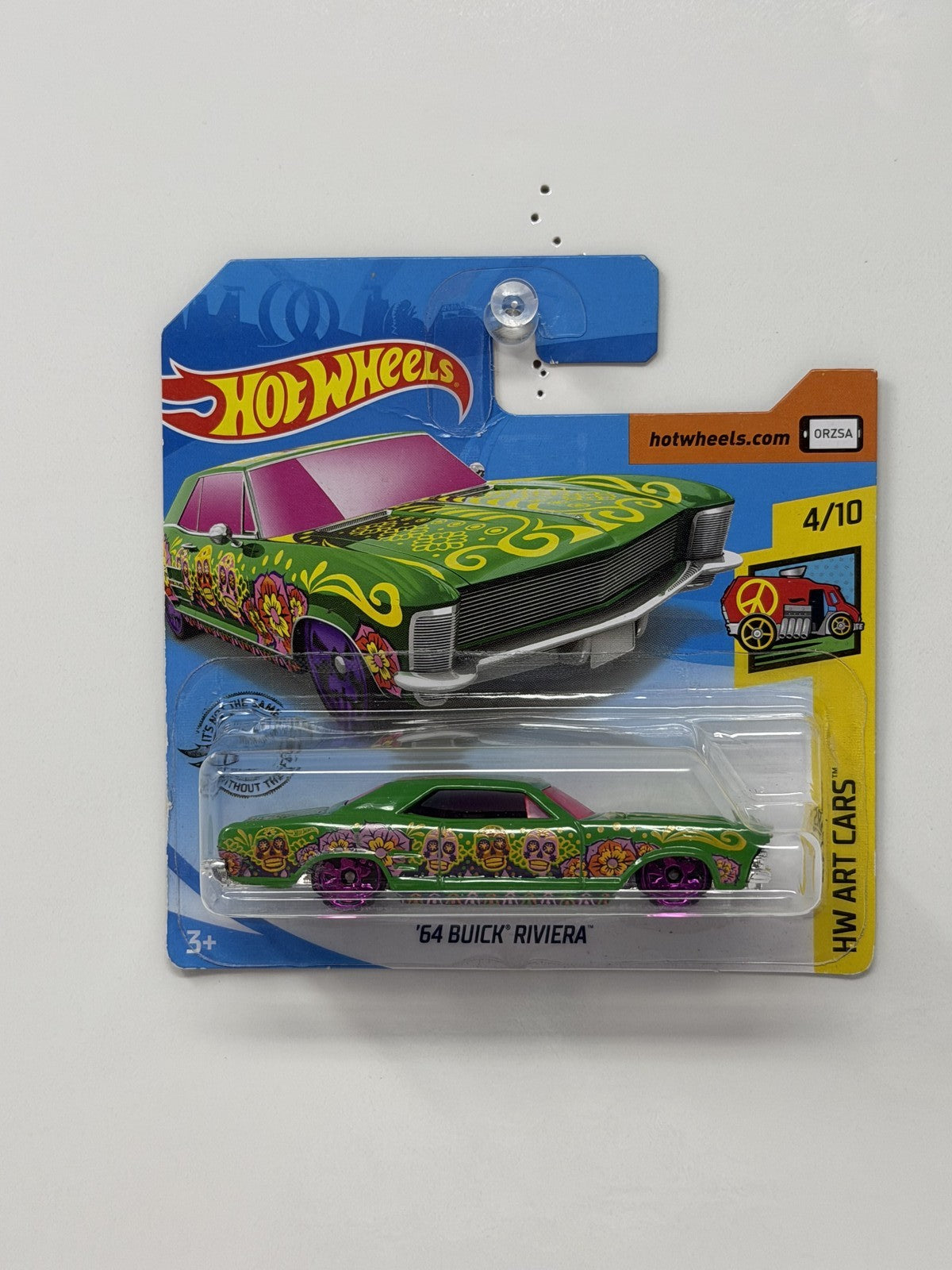 Hot Wheels HW Art Cars 1964 Buick Riviera 1:64 Diecast Green Short Card