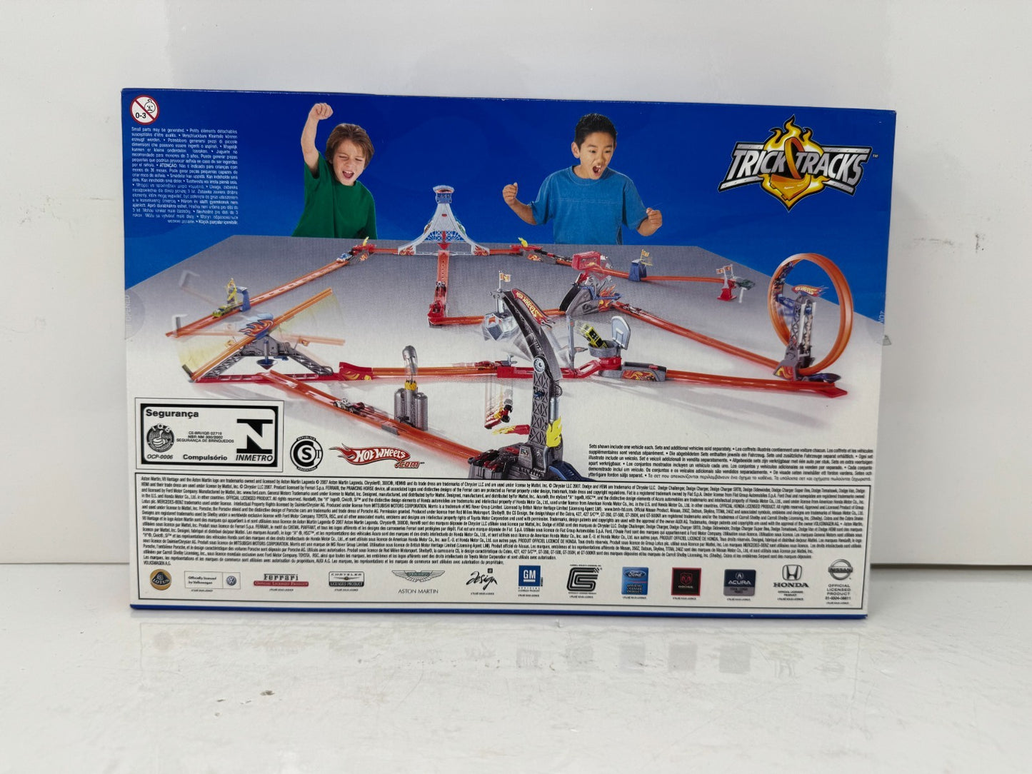 Hot Wheels 10-Car Gift Set with Exclusive Decoration Corvette SR-2 1:64 Diecast