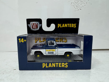 M2 Machines Planters 1959 Chevrolet Apache De Luxe Fleetside 1:64 Diecast