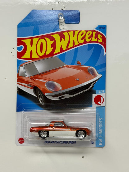 Hot Wheels Super Treasure Hunt 1968 Mazda Cosmo Sport 1:64 Diecast